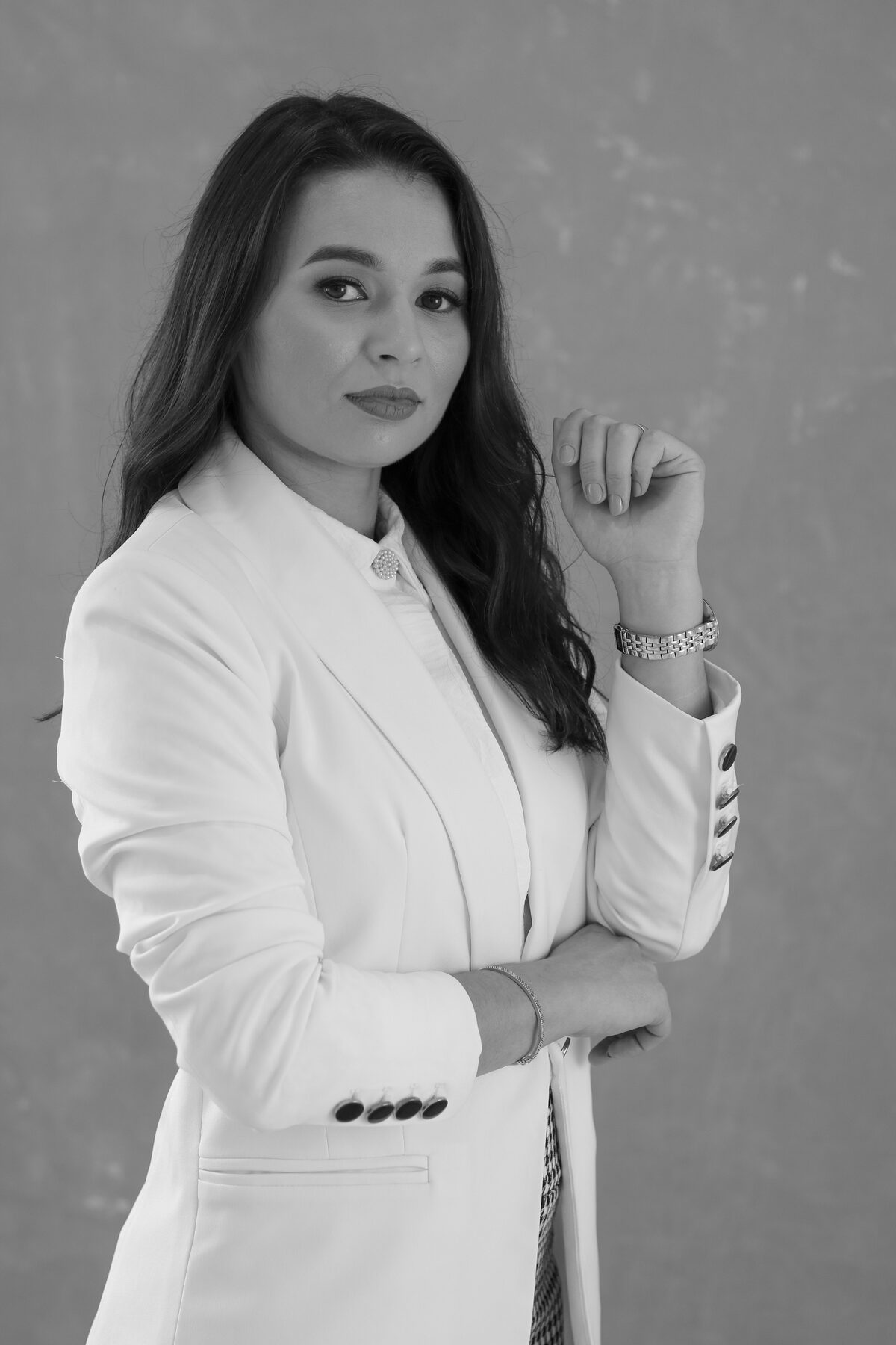Ketlyn Veiber em ambiente de trabalho